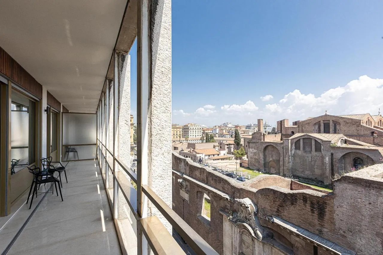 Amazing Via Parigi Apartment Rome