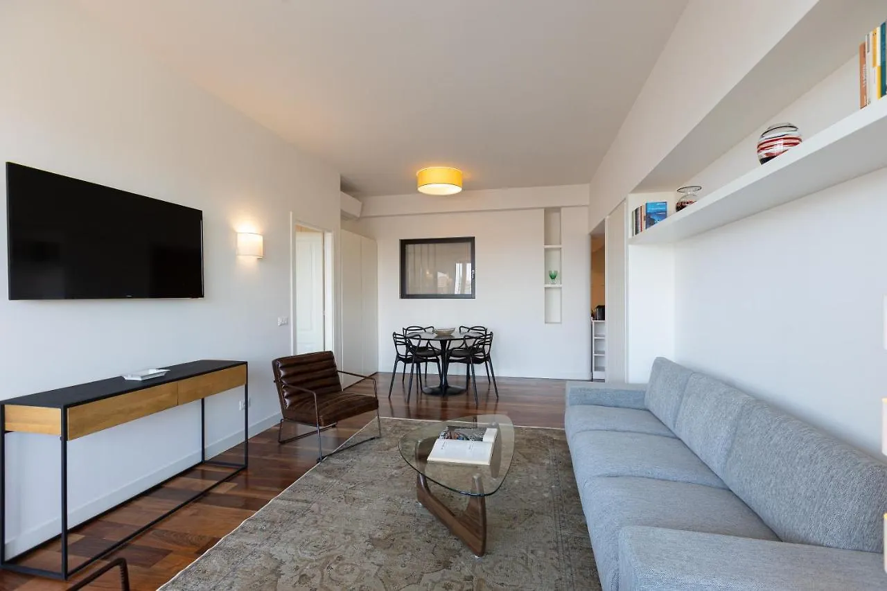 Amazing Via Parigi Apartment Rome