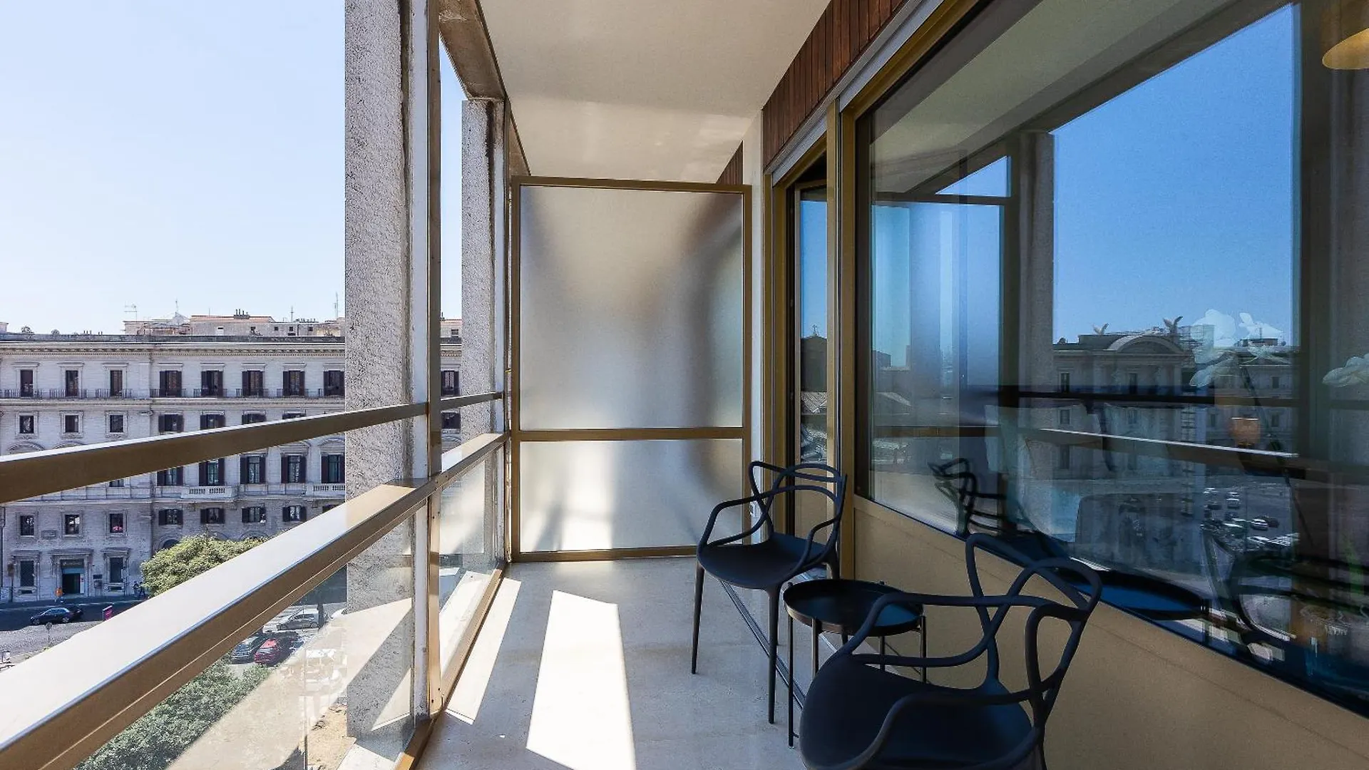 Amazing Via Parigi Apartment Rome Italy