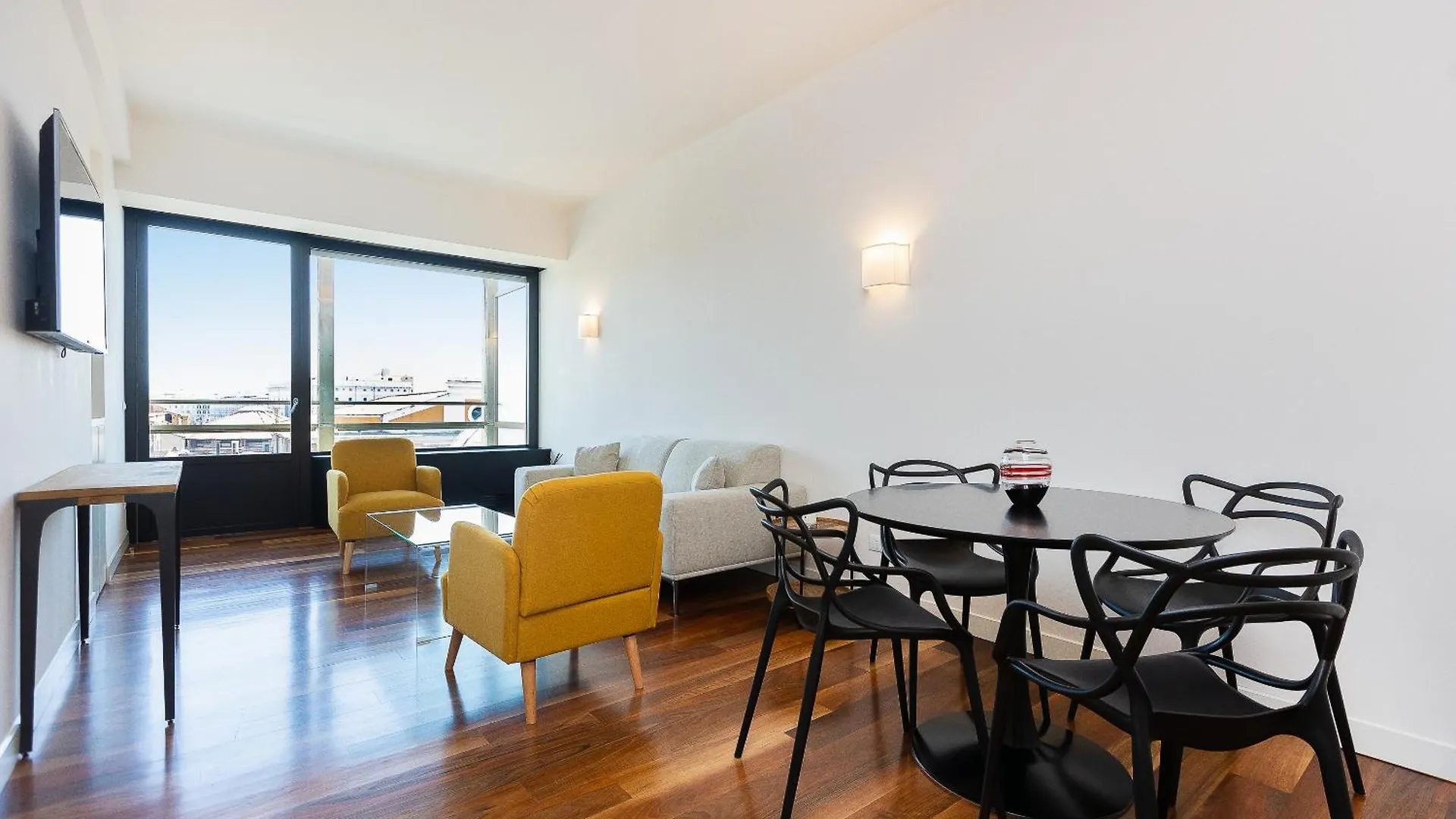 Amazing Via Parigi Apartment Rome