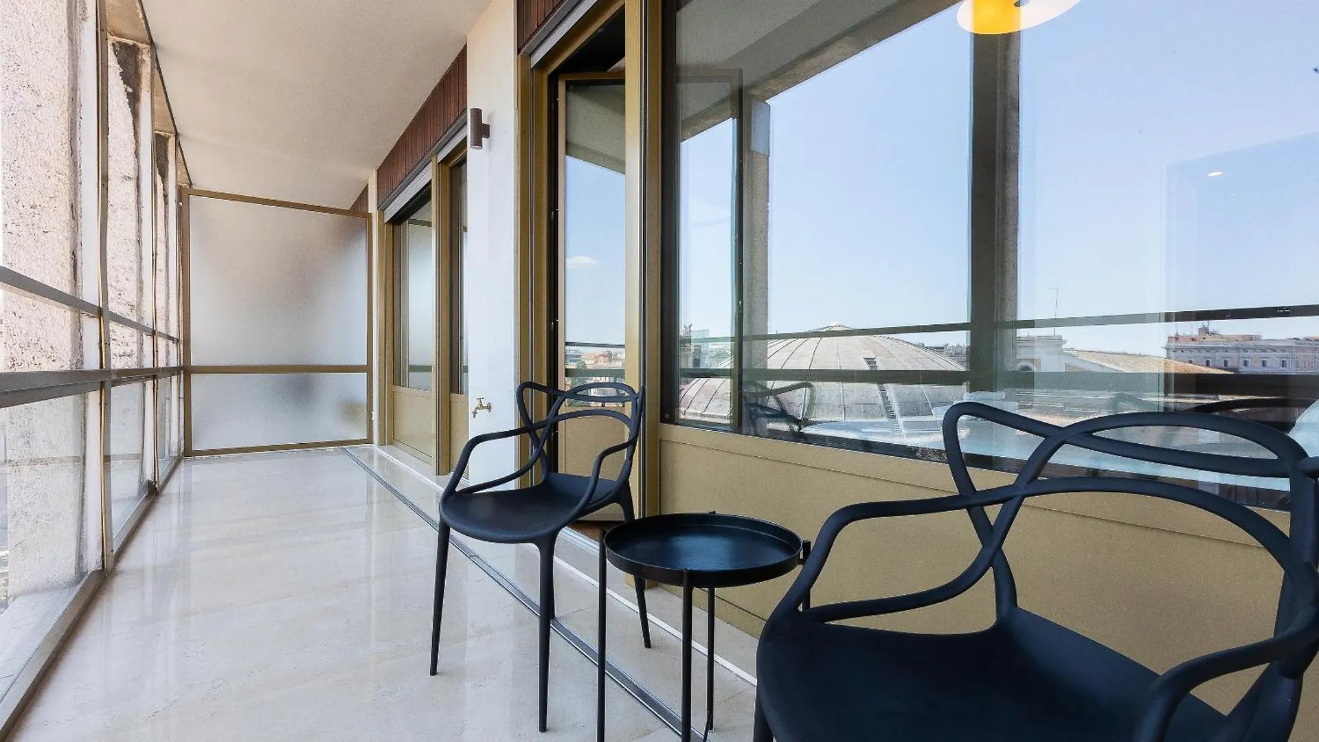 Amazing Via Parigi Apartment Rome